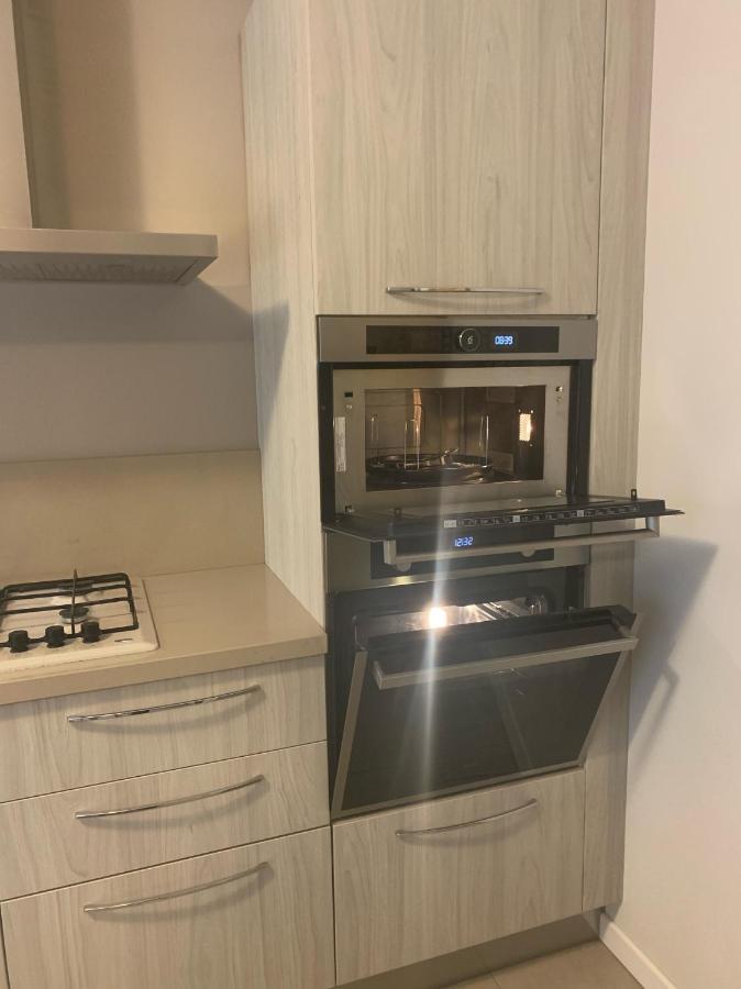 Le Noir Appartment Пескьера-дель-Гарда Экстерьер фото