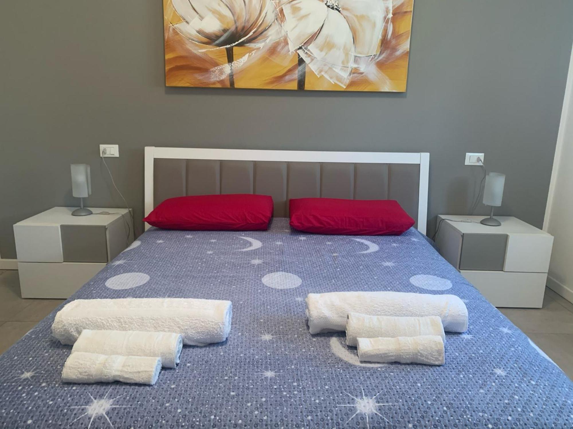 Le Noir Appartment Пескьера-дель-Гарда Экстерьер фото